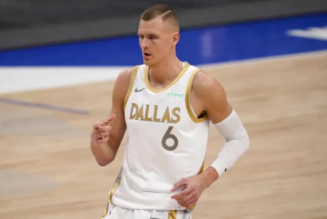 世界杯小组赛时间-独行侠悄悄探索波神价值 欧洲双子星分手在即？